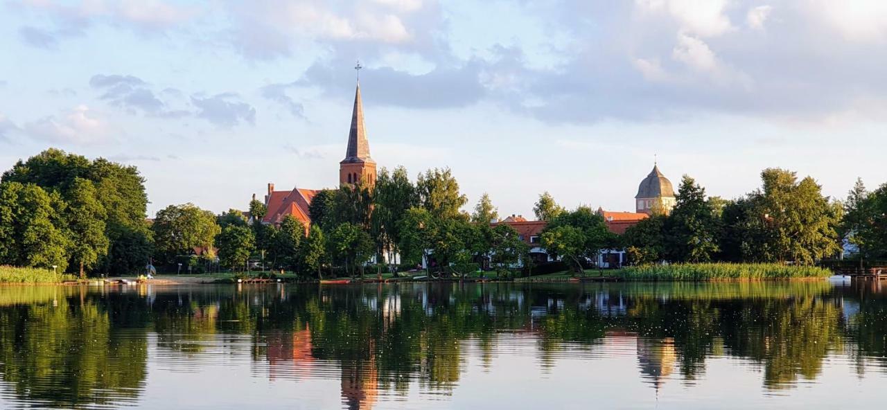Holiday home Mazurski Dom Nad Jeziorem *